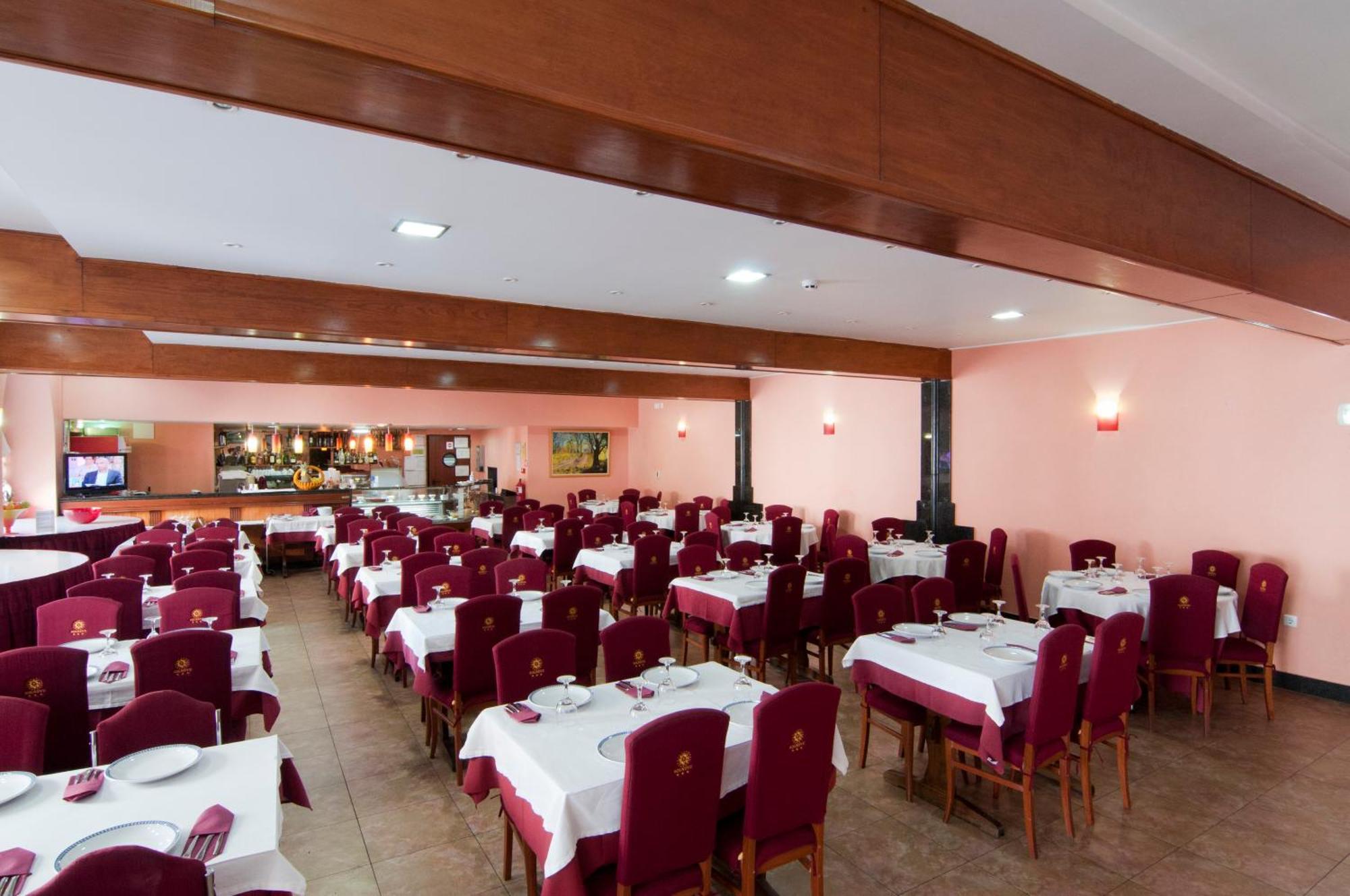 Hotel Solneve Ковильян Экстерьер фото