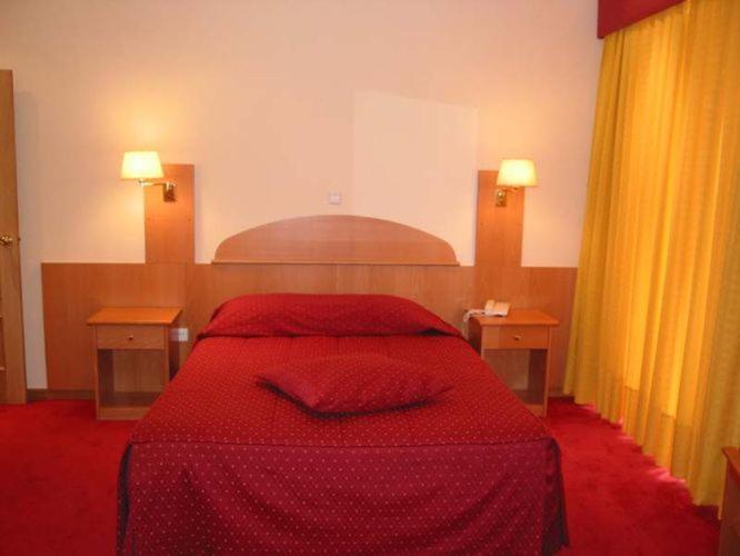 Hotel Solneve Ковильян Экстерьер фото