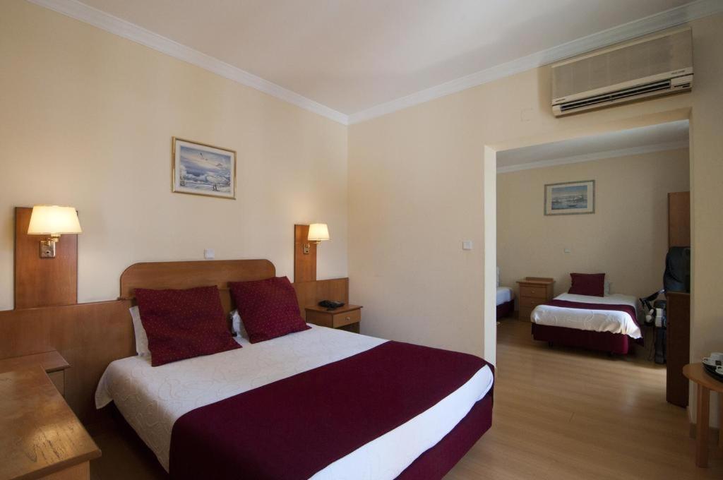 Hotel Solneve Ковильян Экстерьер фото
