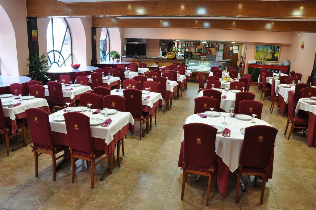 Hotel Solneve Ковильян Экстерьер фото