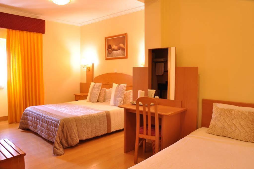 Hotel Solneve Ковильян Экстерьер фото